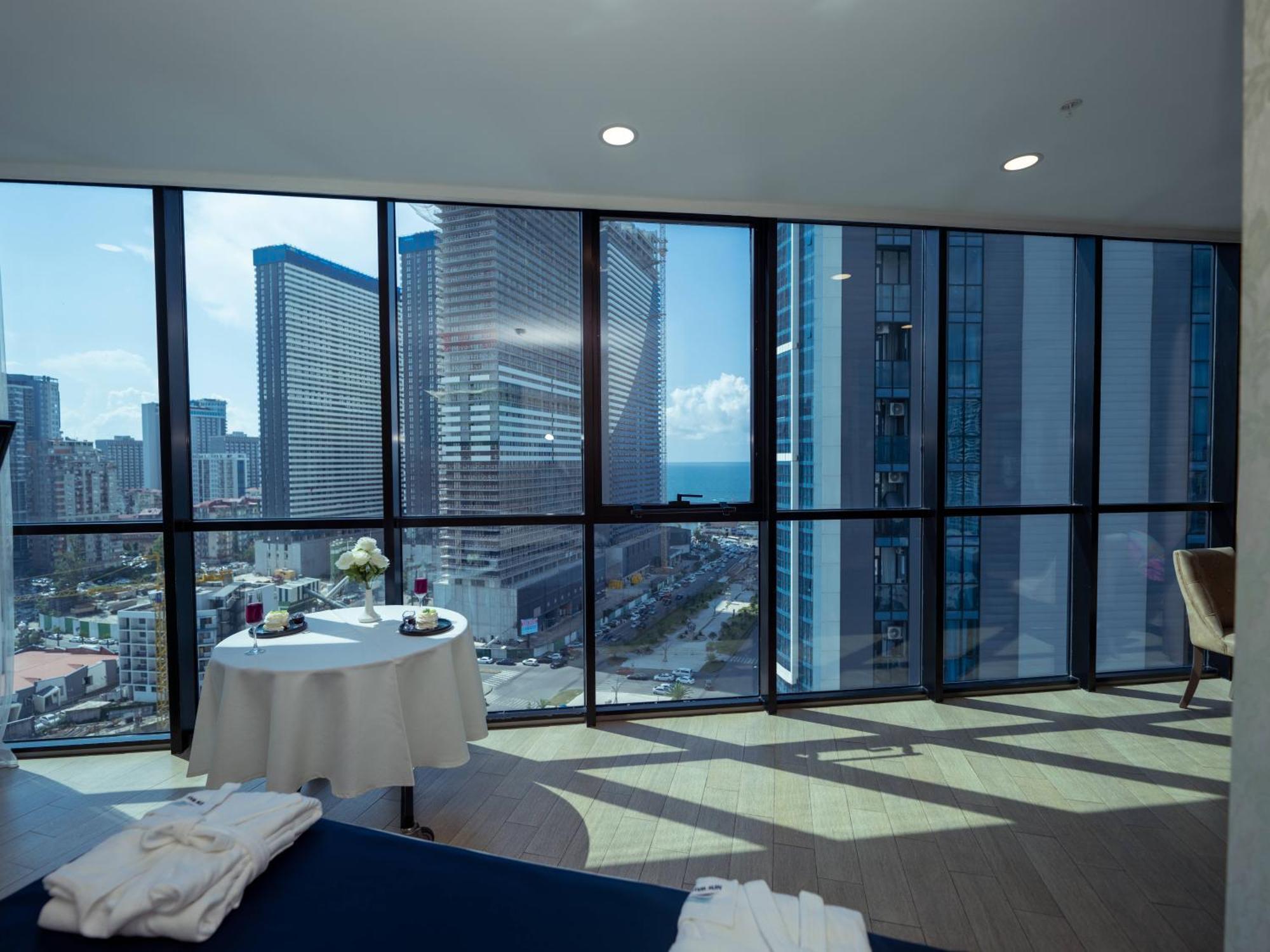New Wave Hotel Batumi Luaran gambar
